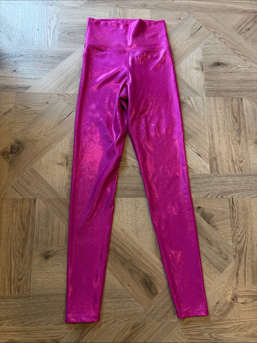 New Without Tags, Never Wore Beach Riot Metallic Fuchsia High-Waist Leggings